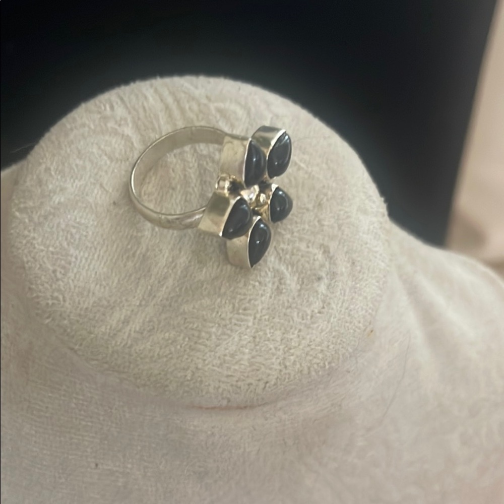 Elegant .925 Silver and Black Natural genuine Onyx Stone Ring size 8 - Picture 7 of 8